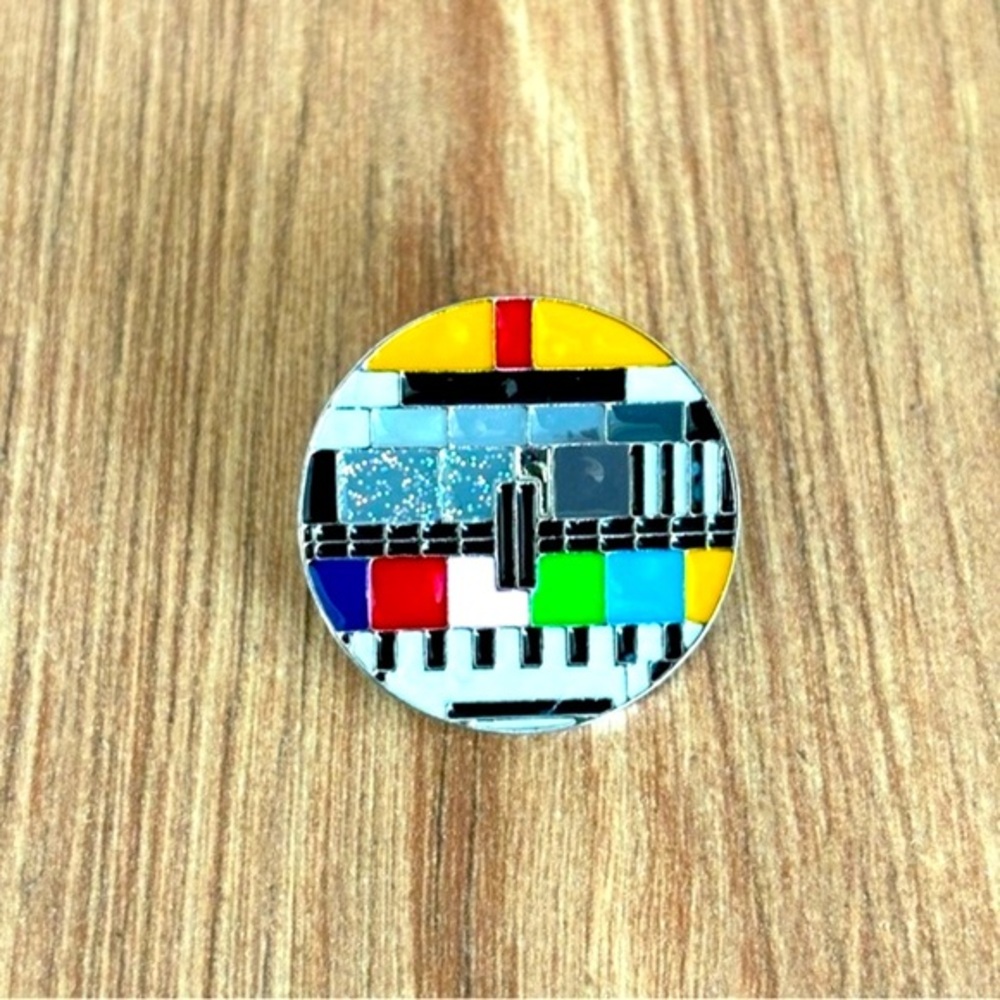 Retro Cable TV Screen High Quality Enamel Pin, NWT
